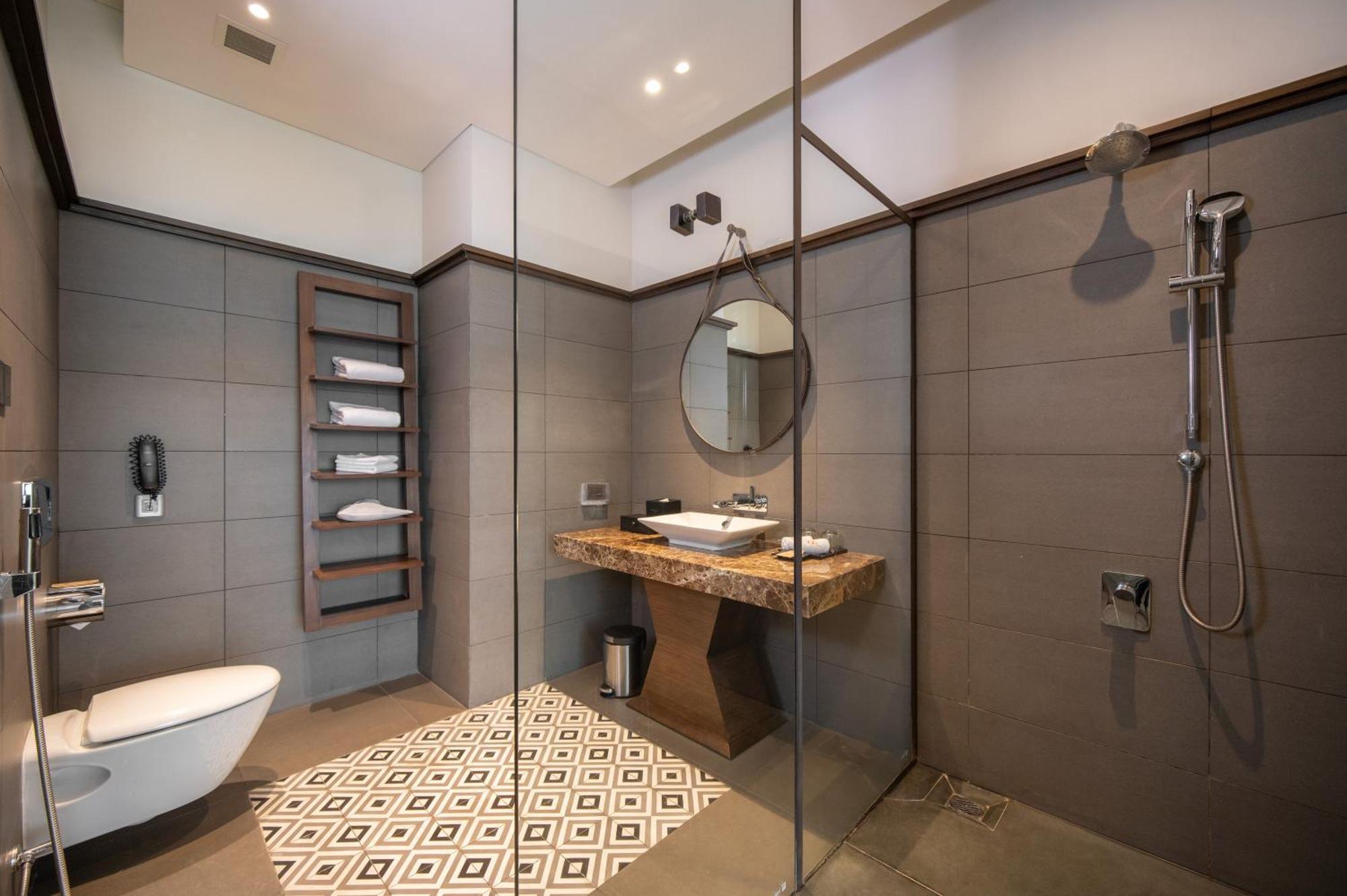 Senna Hue Hotel Luaran gambar Bathroom
