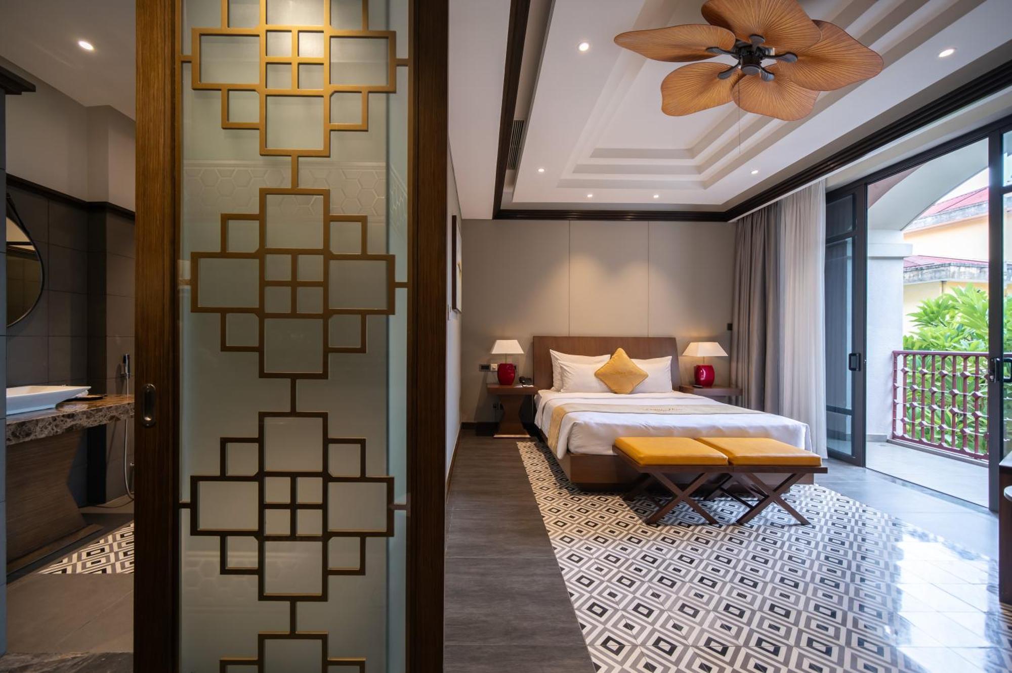 Senna Hue Hotel Luaran gambar A bedroom at the hotel
